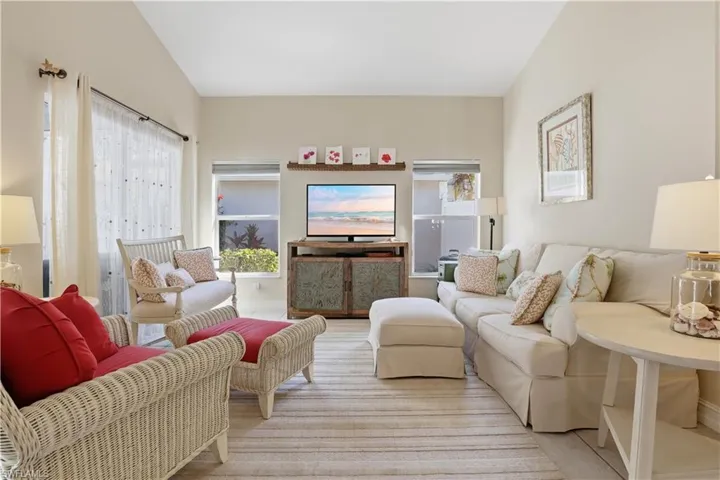 1087 Silverstrand Dr, Naples, Florida 34110