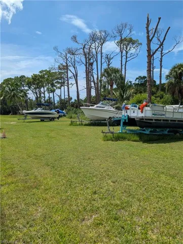 Boat & Trailer Storage