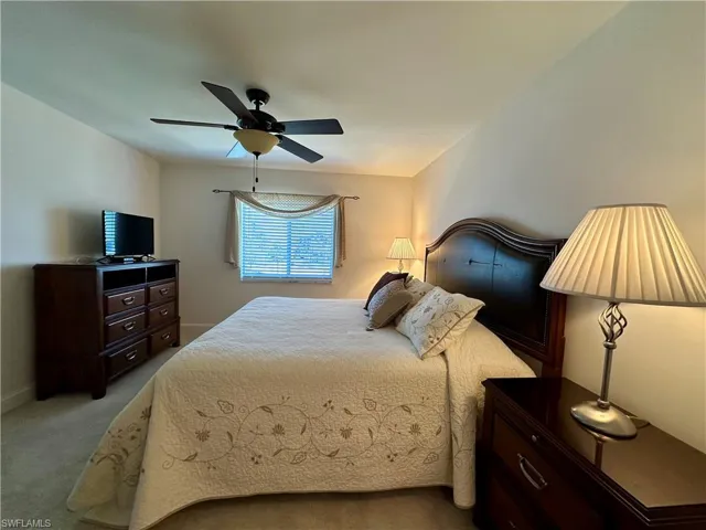 10686 Gulfshore Dr 304 A, Naples, Florida 34108