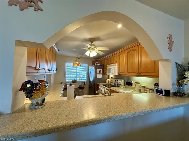 10686 Gulfshore Dr 304 A, Naples, Florida 34108