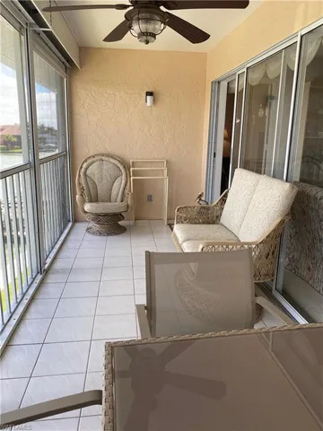 10686 Gulfshore Dr 304 A, Naples, Florida 34108