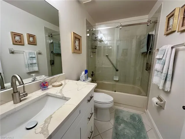 10686 Gulfshore Dr 304 A, Naples, Florida 34108