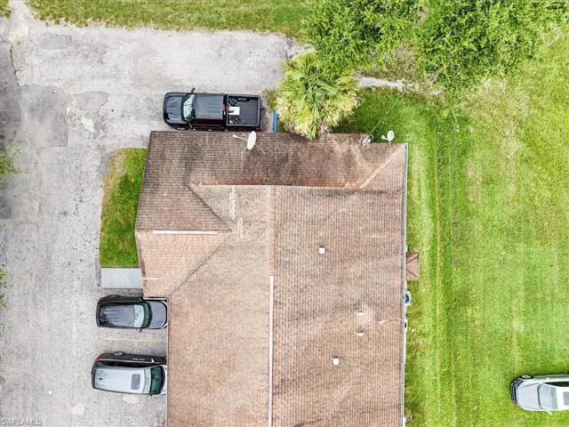 Aerial view of property and surrounding area