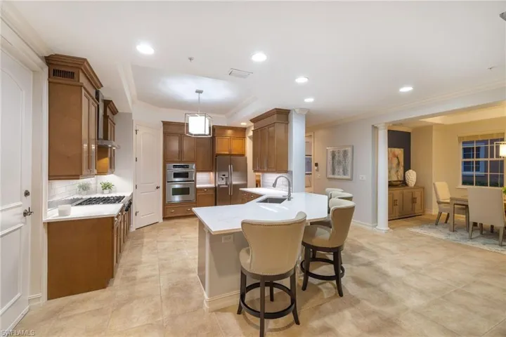 10811 Vivaldi Ct 1801, Miromar Lakes, Florida 33913