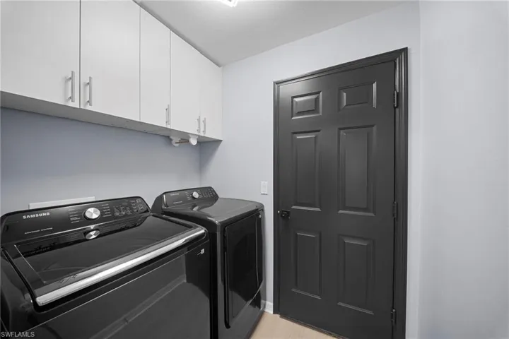 15624  sunny crest  LN, Fort Myers, FL 33905