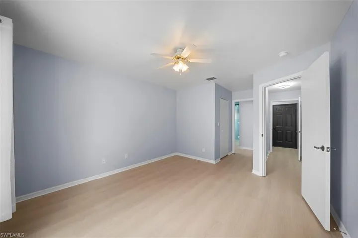 15624  sunny crest  LN, Fort Myers, FL 33905