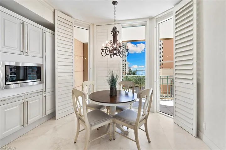 Casual dining with a view from the kitchen!