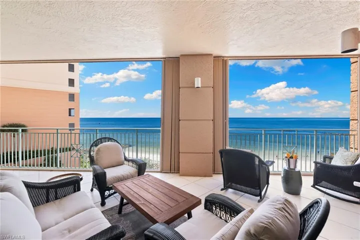 Great outdoor space for entertaining to take in the view!