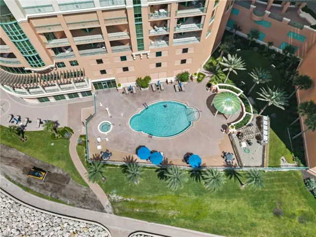 Beautiful pool, hot tub and plenty of umbrellas.  Beach access from there!