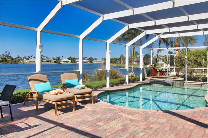Oversized Pool Area