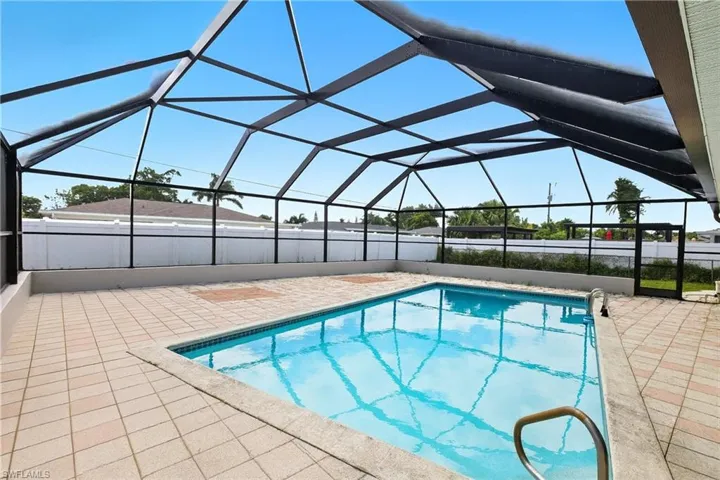 728 Tower Dr, Cape Coral, Florida 33904