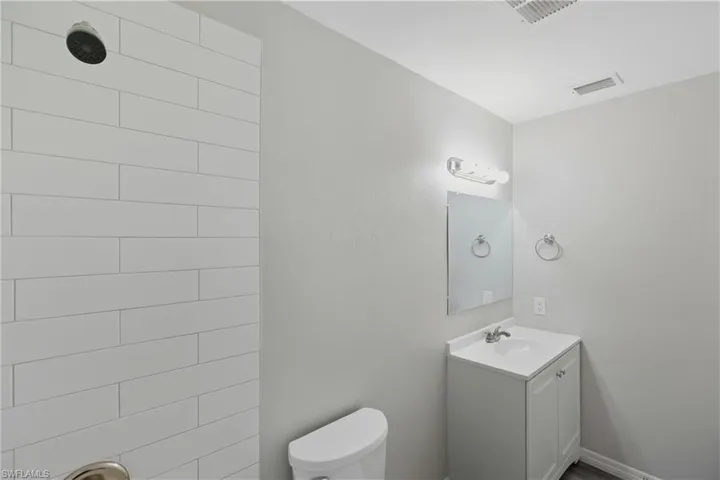 728 Tower Dr, Cape Coral, Florida 33904