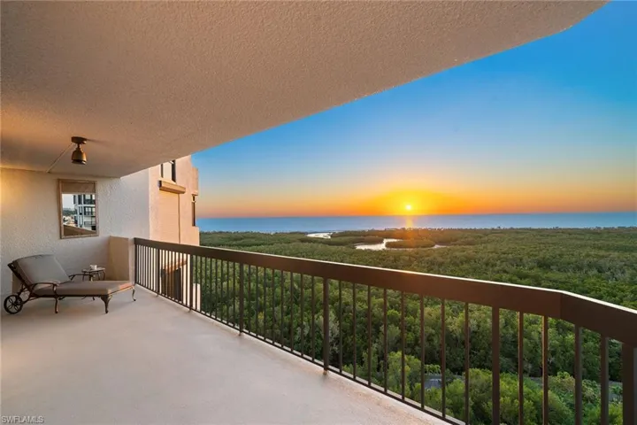 6001  Pelican Bay  BLVD, Naples, FL 34108