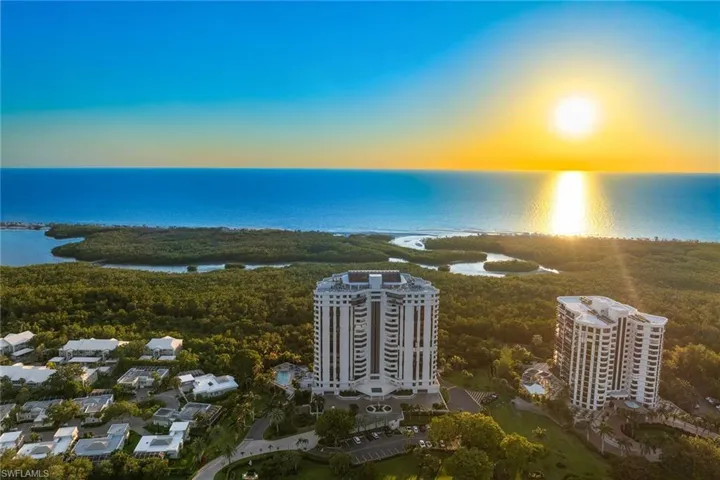 6001  Pelican Bay  BLVD, Naples, FL 34108