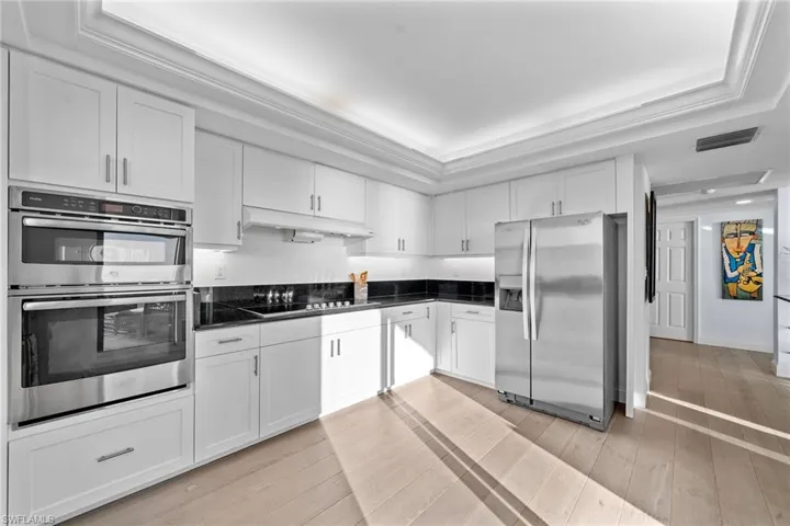 6001  Pelican Bay  BLVD, Naples, FL 34108