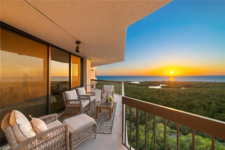 6001  Pelican Bay  BLVD, Naples, FL 34108
