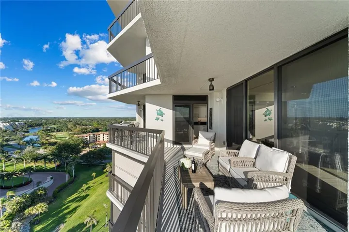6001  Pelican Bay  BLVD, Naples, FL 34108