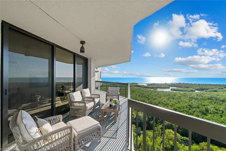 6001  Pelican Bay  BLVD, Naples, FL 34108