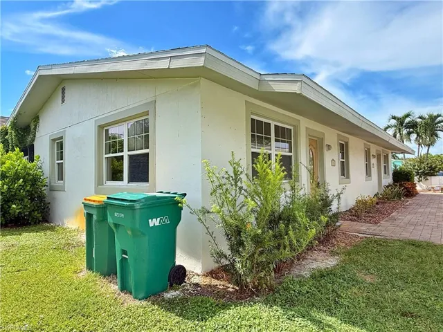 740 109th Ave N, Naples, Florida 34108