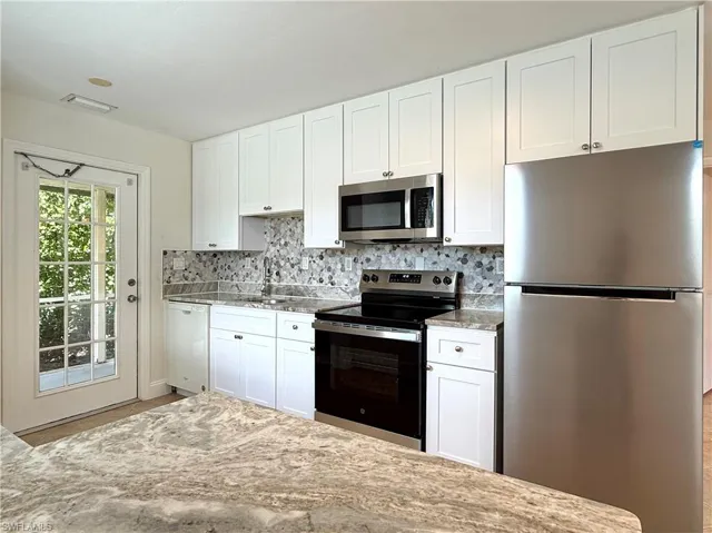 740 109th Ave N, Naples, Florida 34108
