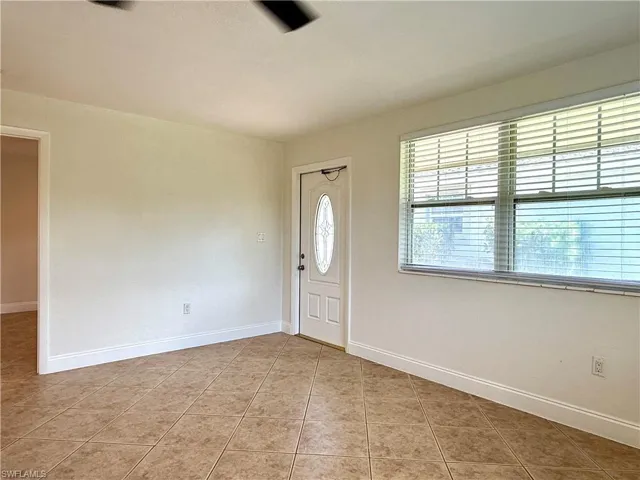 740 109th Ave N, Naples, Florida 34108