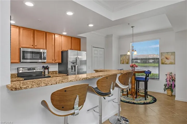 9533 Avellino Way 2914, Naples, Florida 34113