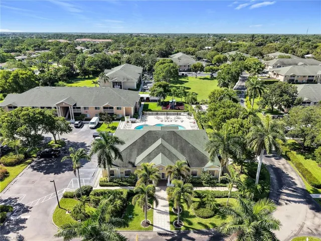 Aerial View of the Clubhouse, Pool & Amenities