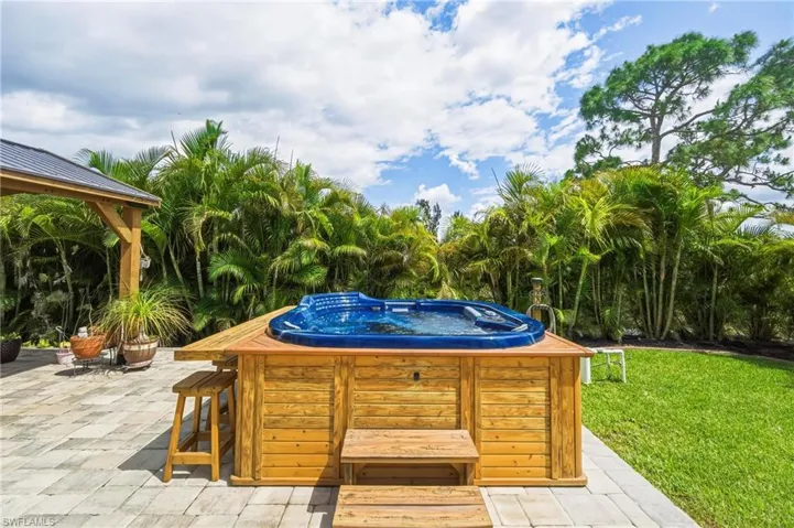3233 NW 21st  ST, Cape Coral, FL 33993