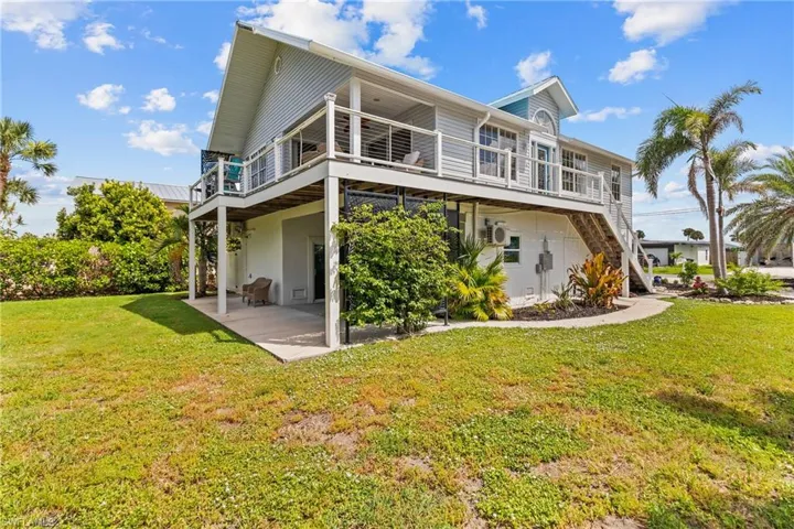 17750 Rebecca Ave, Fort Myers Beach, Florida 33931