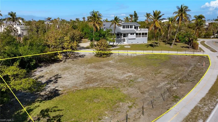 466 E Gulf Dr, Sanibel, Florida 33957