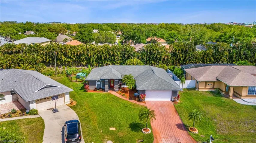 9235 Crocus CT, FORT MYERS FL 33967