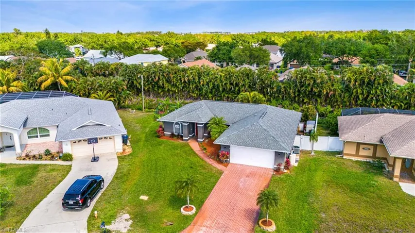 9235 Crocus CT, FORT MYERS FL 33967