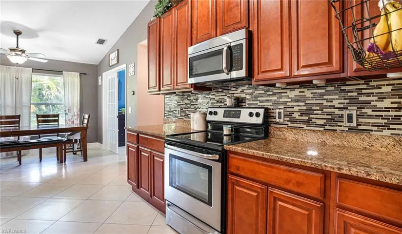 9235 Crocus CT, FORT MYERS FL 33967