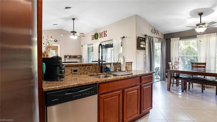 9235 Crocus CT, FORT MYERS FL 33967