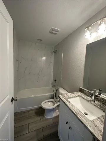 2820  10th W ST, Lehigh Acres, FL 33971