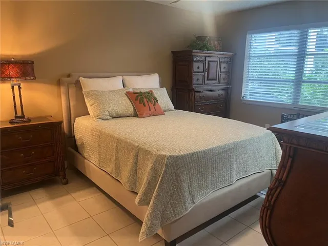 1828 Pine Valley Dr 101, Fort Myers, Florida 33907