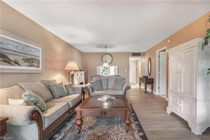 1828 Pine Valley Dr 101, Fort Myers, Florida 33907