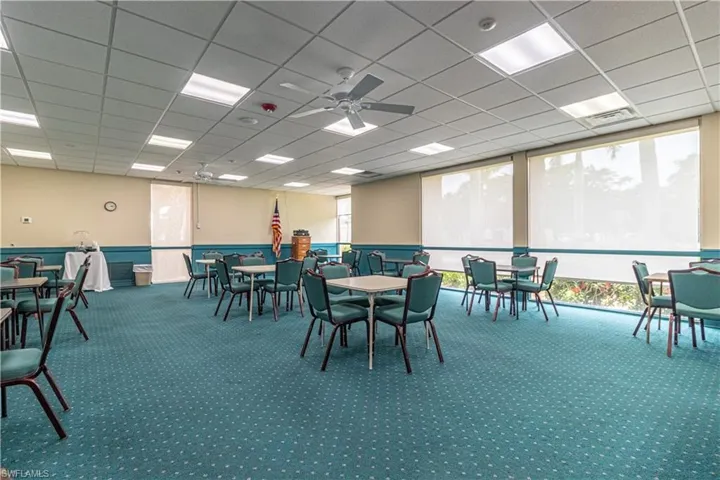 1828 Pine Valley Dr 101, Fort Myers, Florida 33907