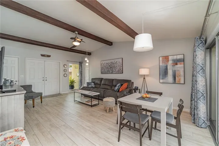 1128 SE 32nd TER, CAPE CORAL FL 33904