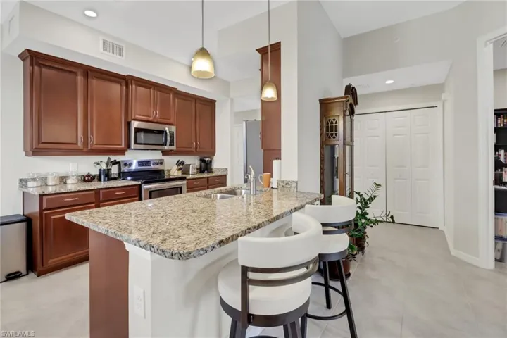 26141  Palace  LN, Bonita Springs, FL 34135