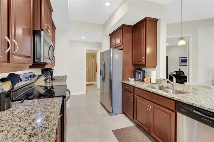 26141  Palace  LN, Bonita Springs, FL 34135