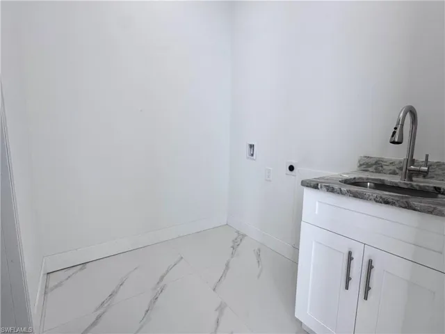 3600 6th St Sw, Lehigh Acres, Florida 33976