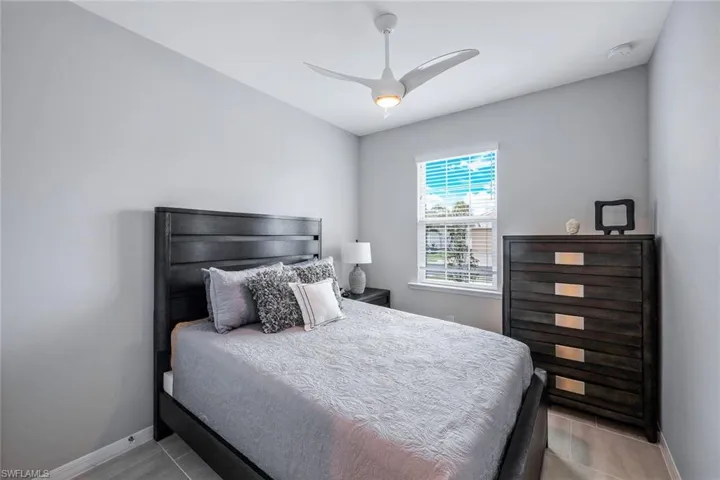 Bedroom with ceiling fan