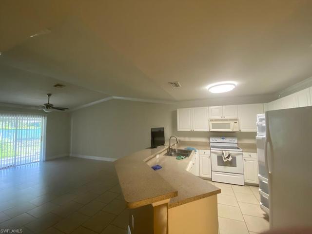 916-918  Ainsworth W ST, Lehigh Acres, FL 33974