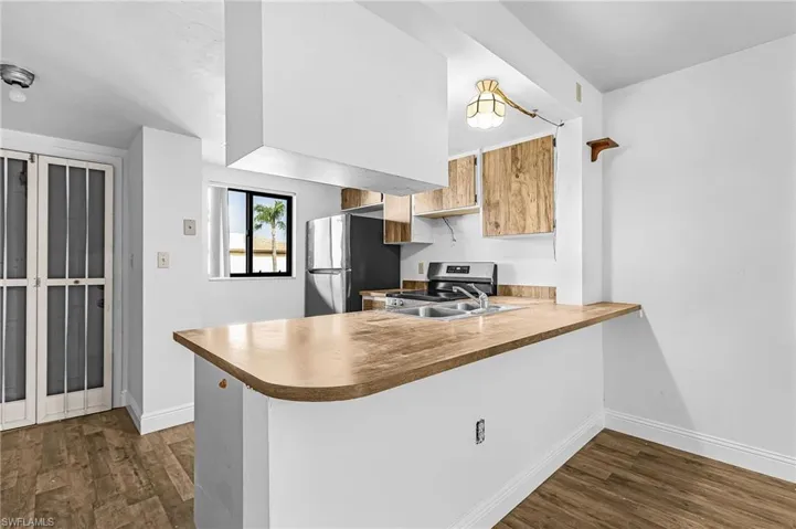 4790 S Cleveland  AVE, Fort Myers, FL 33907