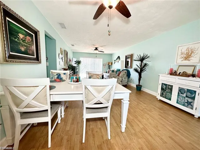 4563 Se 5th Pl 205, Cape Coral, Florida 33904