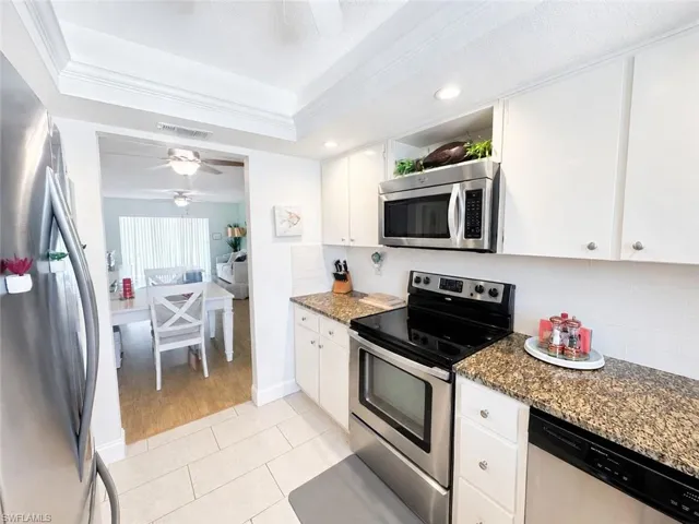 4563 Se 5th Pl 205, Cape Coral, Florida 33904