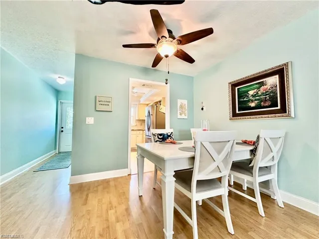 4563 Se 5th Pl 205, Cape Coral, Florida 33904