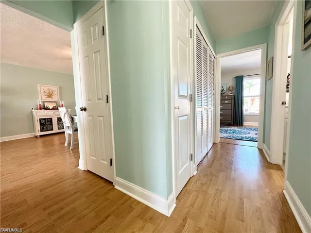4563 Se 5th Pl 205, Cape Coral, Florida 33904
