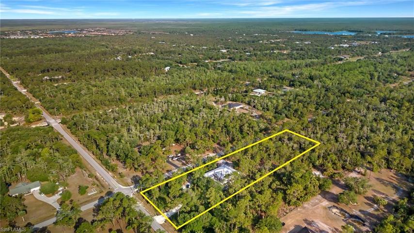 13  33rd NE AVE, Naples, FL 34120